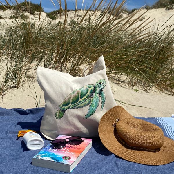 Saco com bordado "Tartaruga Marinha".