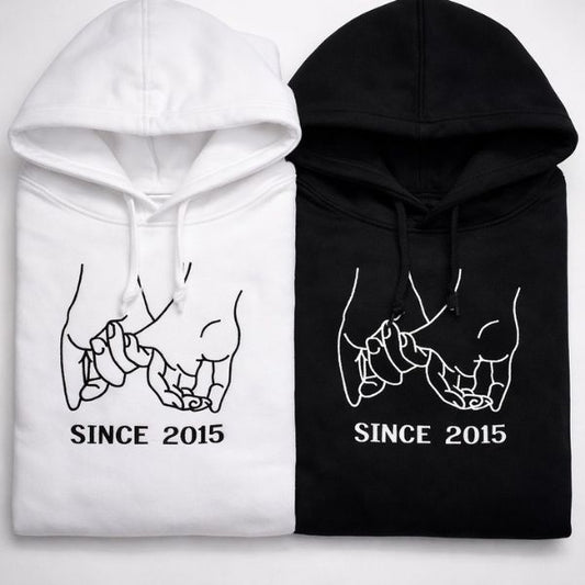 SWEATSHIRT COM CAPUZ COM BORDADO "DESDE..."