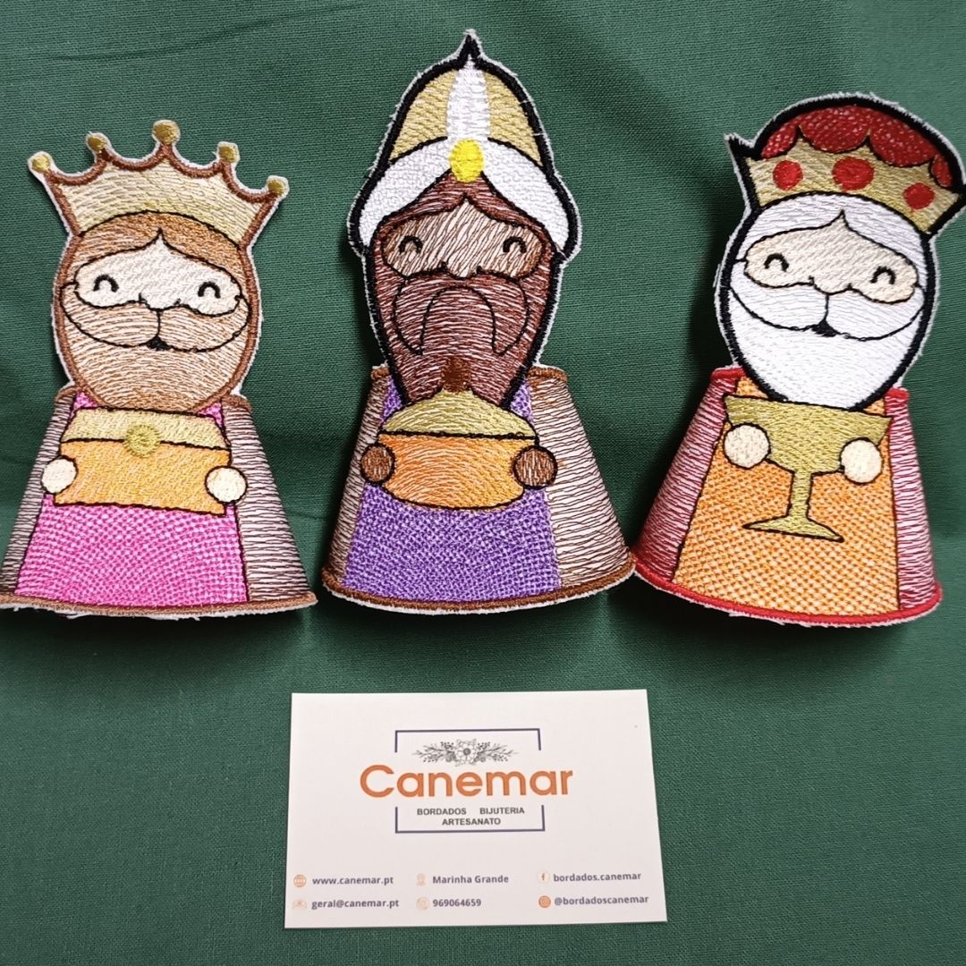 Os três reis magos bordados.