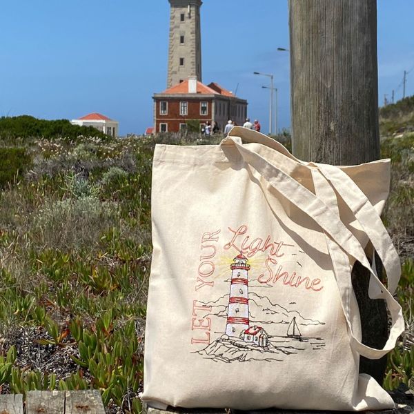 Tote bag com bordado "Let your light shine"