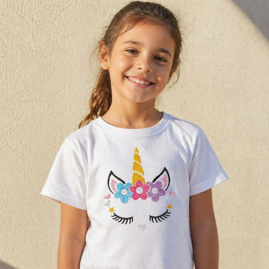T-SHIRT CRIANÇA COM BORDADO "UNICÓRNIO"